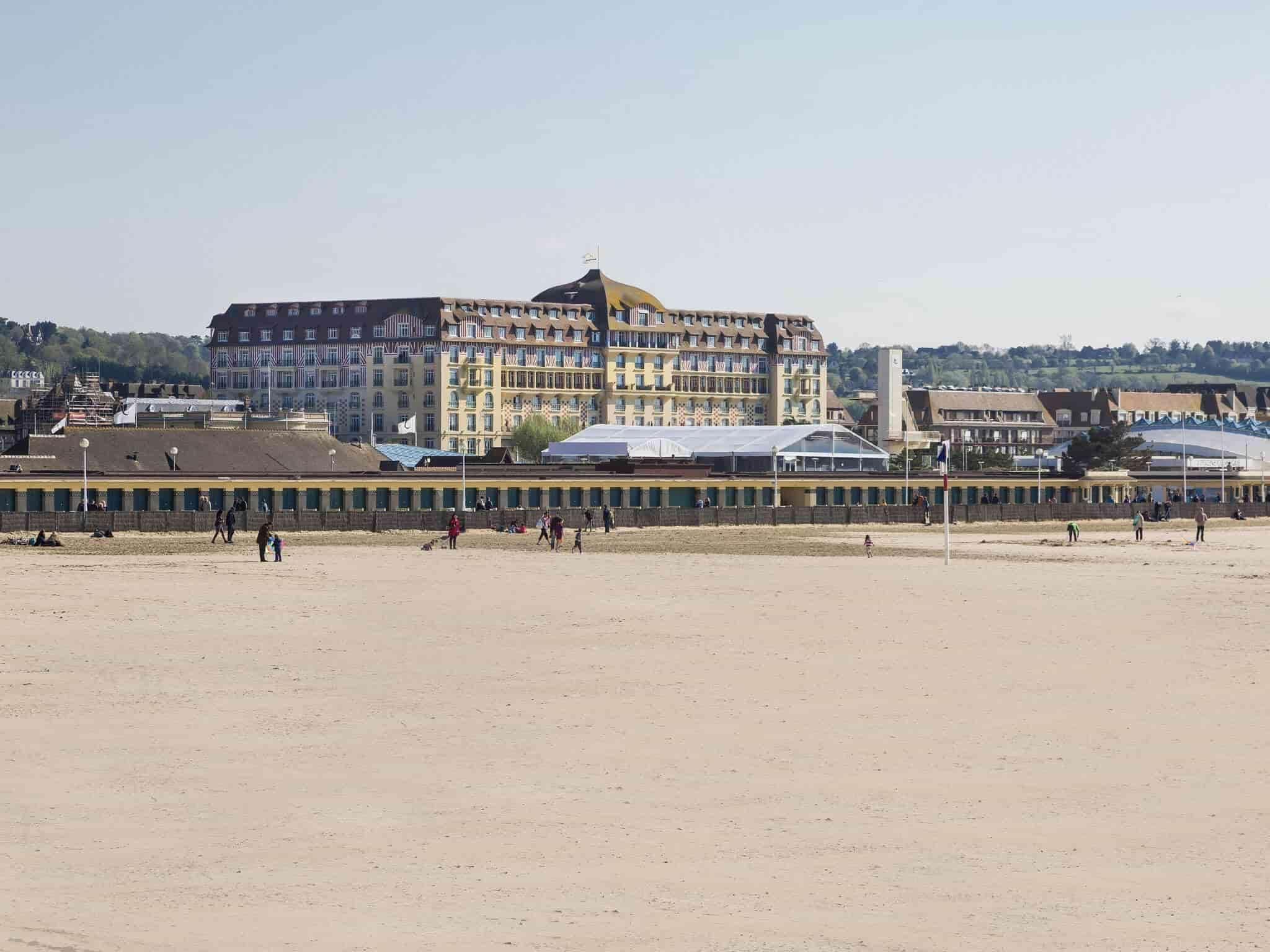 Hôtel Barrière Le Royal Deauville Exterior foto