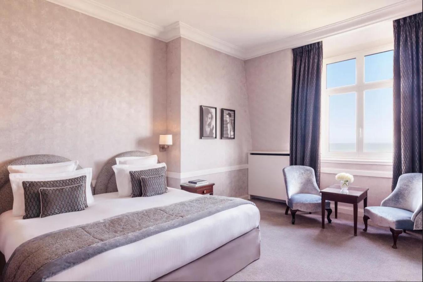 Hôtel Barrière Le Royal Deauville Exterior foto